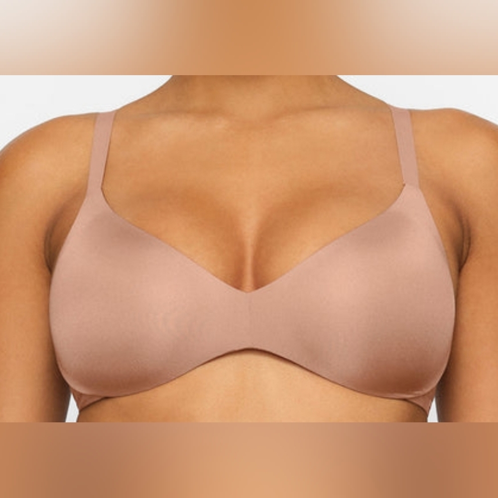 SKIMS Nude Bra